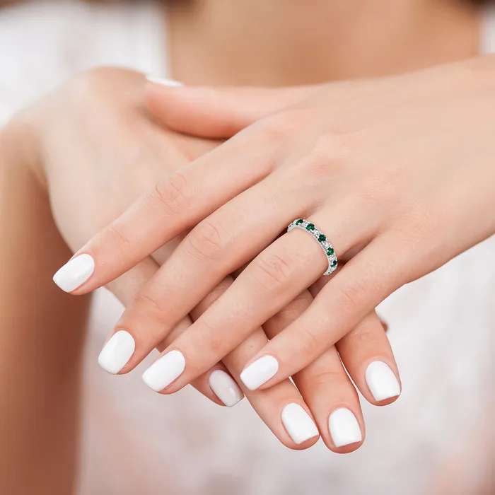 Rings Goldia 14k White Gold 34 Ct Lab Grown Diamond VSSI G and Lab Created Emerald Eternity Band Ring