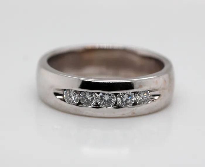 FULLERS PURCHASE FROM PUBLIC Rings 18KW 52 CTTW DIAMOND GENTS RING GSI1