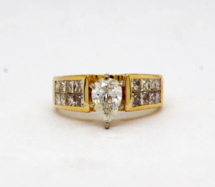 FULLERS PURCHASE FROM PUBLIC Rings Estate 18KY 148 Cttw Diamond Engagement Ring FULLERS PURCHASE FROM PUBLIC Rings Estate 18KY 148 Cttw Diamond Engagement Ring