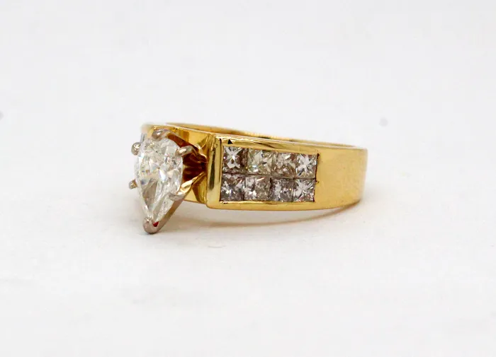 FULLERS PURCHASE FROM PUBLIC Rings Estate 18KY 148 Cttw Diamond Engagement Ring FULLERS PURCHASE FROM PUBLIC Rings Estate 18KY 148 Cttw Diamond Engagement Ring