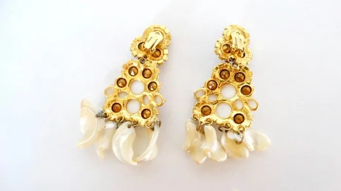 Vintage by Misty Earrings 1960s William De Lillo Shell Earrings