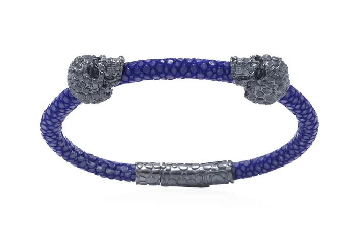 Albert Hern Bracelets Bracelet LivingSkull Men Stingray Leather Two Human Skulls