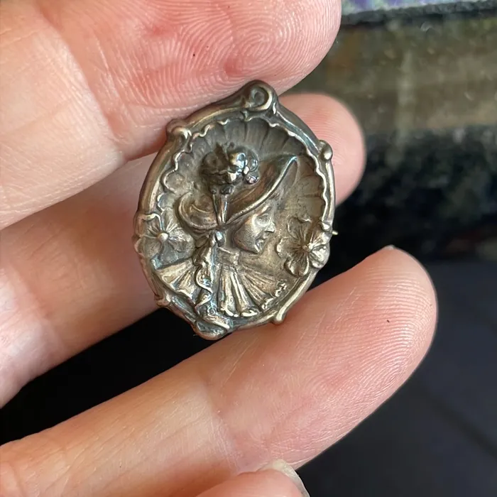Vintage Paris Jewelry Necklaces Nouveau Lady Brooch Sterling Front Patent from 1904 stamped Antique