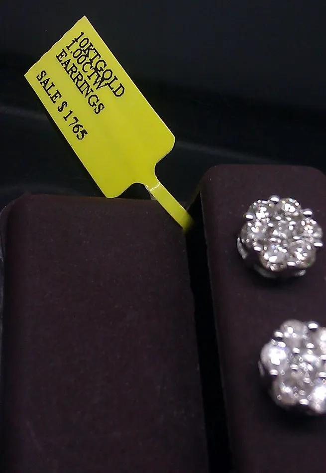 Gold and Diamond Earrings New Elegent 10k White Gold 1CT Diamond Flower Shape Earring MenWomen