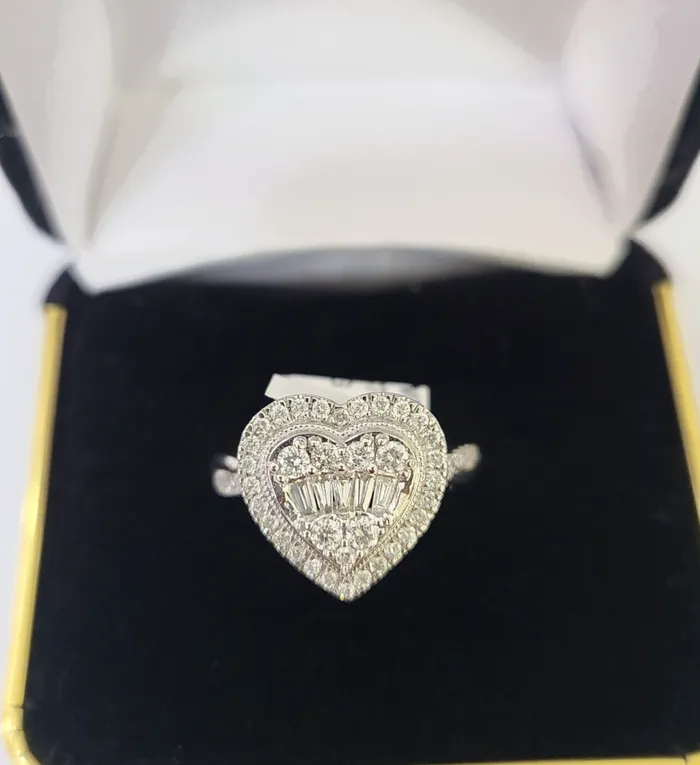 Gold and Diamond Rings REAL 14k White Gold Diamond Ring Heart Shaped Ladies Wedding Engagement Gold and Diamond Rings REAL 14k White Gold Diamond Ring Heart Shaped Ladies Wedding Engagement