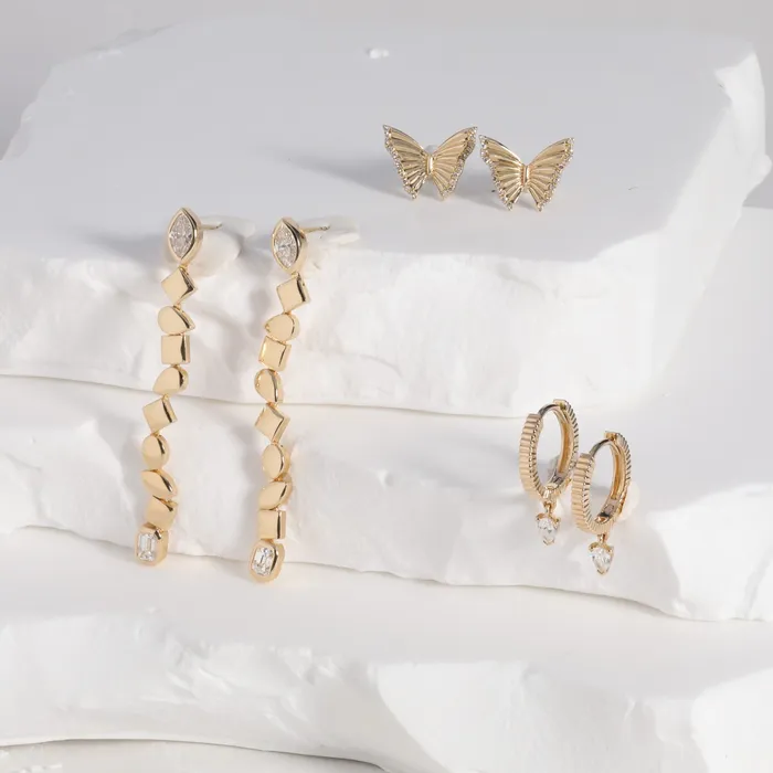 Alev Collection Earrings Dangling Pear Diamond Gold Fluted Huggies