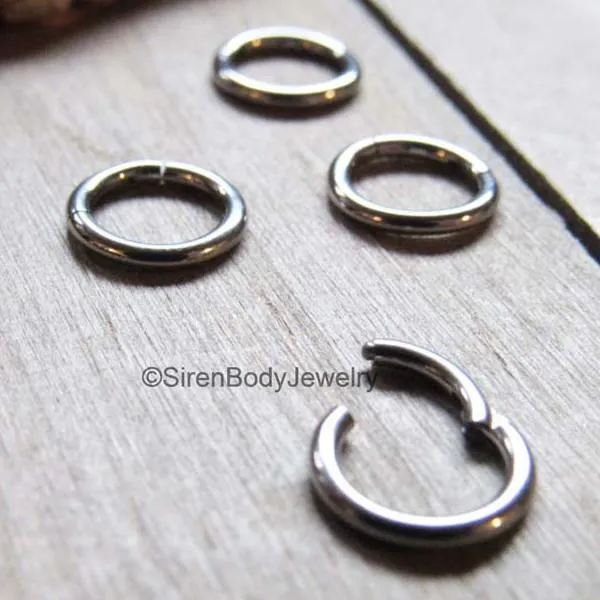 Rings SirenBodyJewelry Small Diameter 16g Hinged Segment Ring Body Piercing Click Shut Hoop