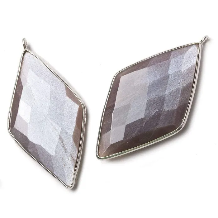 Beadsofcambaycom Necklaces 45x24mm Silver Bezel Chocolate Moonstone faceted Kite Pendant 1 piece Beadsofcambaycom Necklaces 45x24mm Silver Bezel Chocolate Moonstone faceted Kite Pendant 1 piece