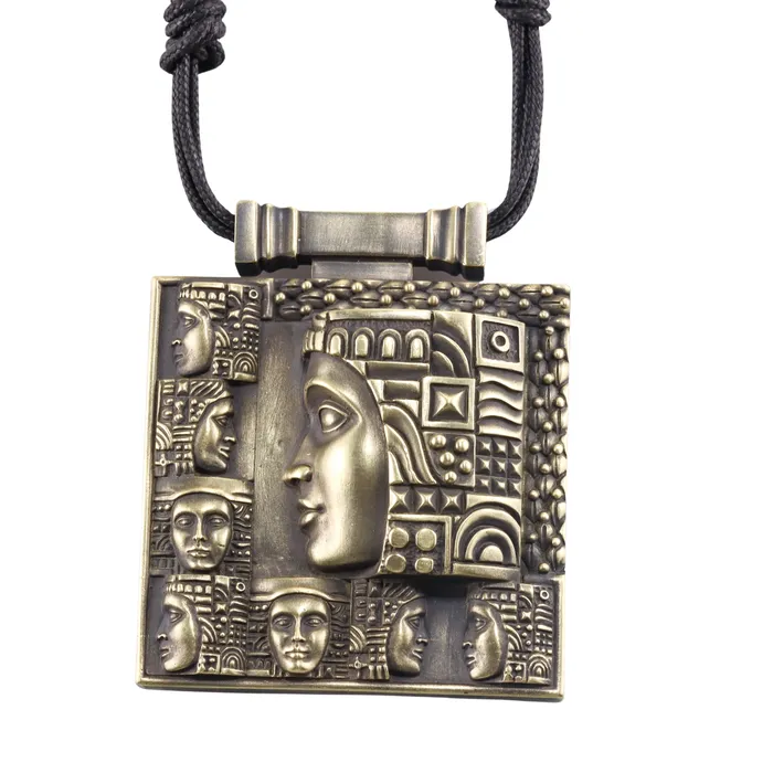 Necklaces Kieselstein Cord Sir Elton John Kieselstein Cord Gold Women of the World Pendant Necklace Necklaces Kieselstein Cord Sir Elton John Kieselstein Cord Gold Women of the World Pendant Necklace