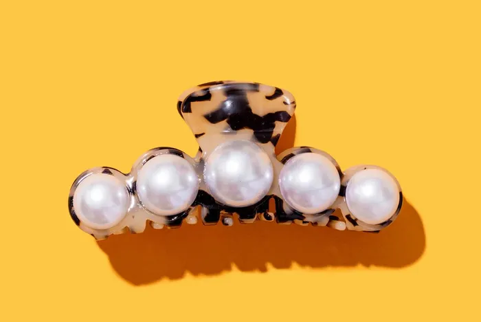 Turquoise Door Tomball Earrings BLONDE TORTOISE PEARL CLAW CLIP