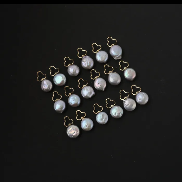 Charm Necklaces Freshwater Baroque Black Pearl Charm Gold Finding Clover Loop 19x14mm 1pair GemMartUSA Charm Necklaces Freshwater Baroque Black Pearl Charm Gold Finding Clover Loop 19x14mm 1pair GemMartUSA