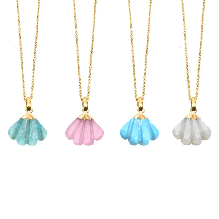 Charm Necklaces GemMartUSA Sea Shell Gemstone Charm 22x21mm Gold Electroplated Charm Necklaces GemMartUSA Sea Shell Gemstone Charm 22x21mm Gold Electroplated