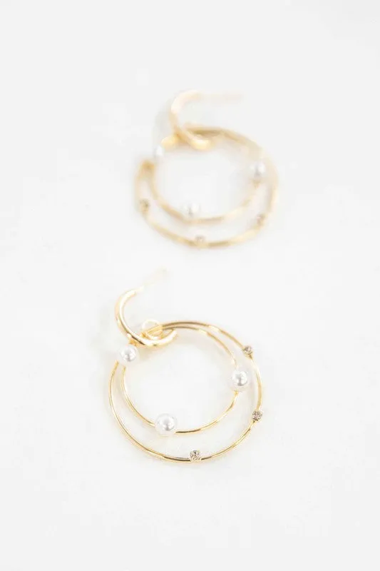 Earrings Lovoda Fawn Pearl Hoop Earrings