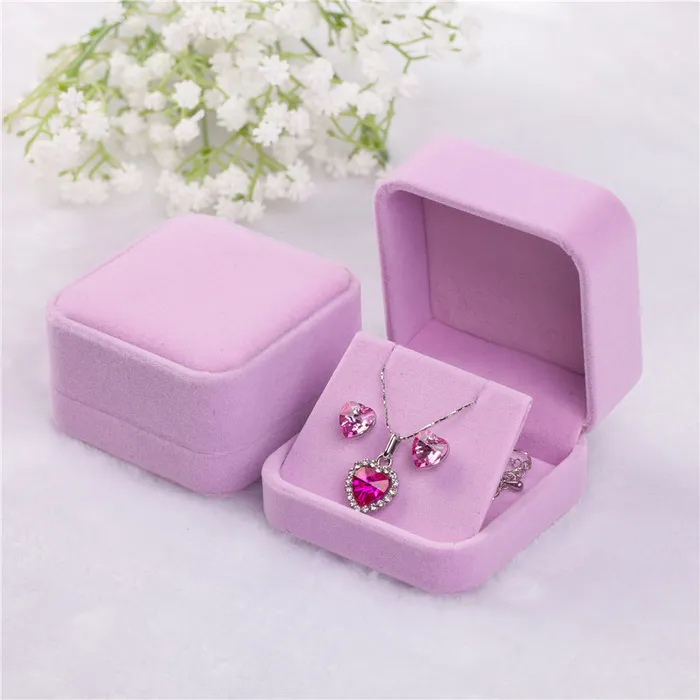 Earrings Single Deluxe Plush Pink Velvet EarringPendant Box JPIDisplay Earrings Single Deluxe Plush Pink Velvet EarringPendant Box JPIDisplay