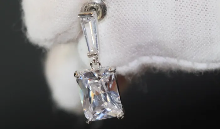 Lab Diamonds London Diamond Earrings Womens Radiant Diamond Earrings Womens Diamond Earrings Classy Earrings Earrings