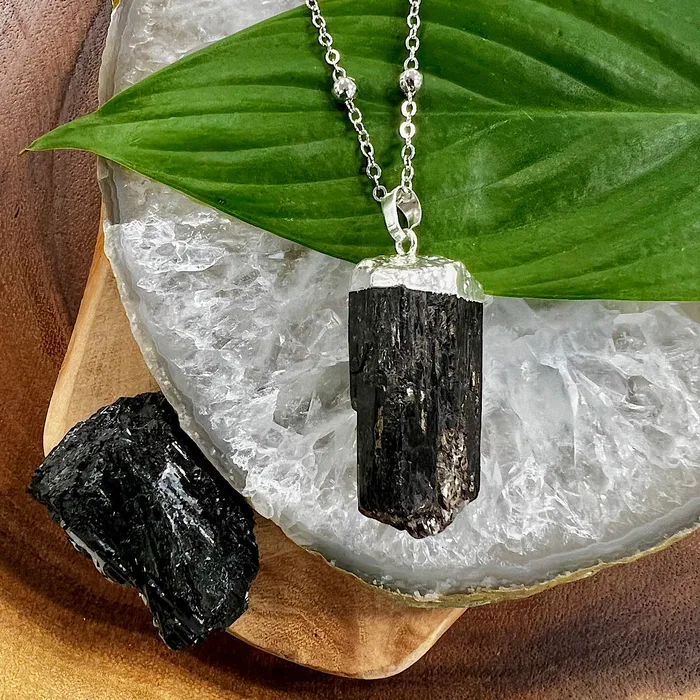 Lily Rose Jewelry Last 2 Raw Black Tourmaline Grounding Gemstone Pendant 30 White Gold Necklace Necklaces Lily Rose Jewelry Last 2 Raw Black Tourmaline Grounding Gemstone Pendant 30 White Gold Necklace Necklaces