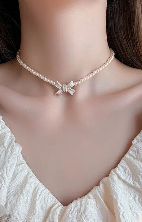 Necklaces Miss Sparkling Bow Necklace