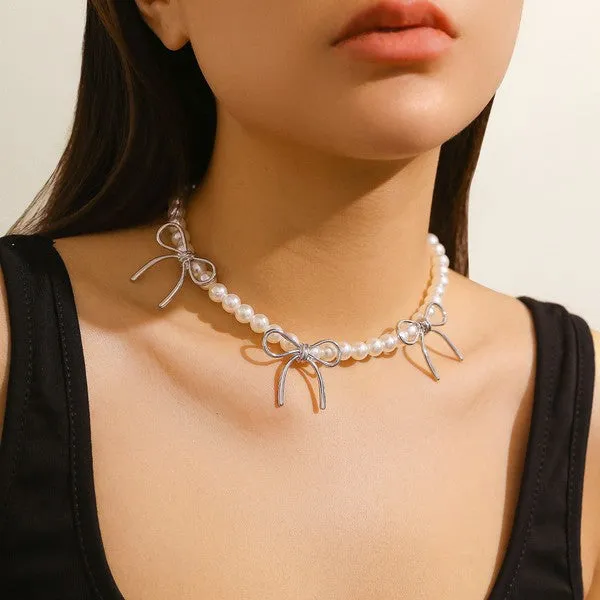 Necklaces Miss Sparkling Bow Necklace