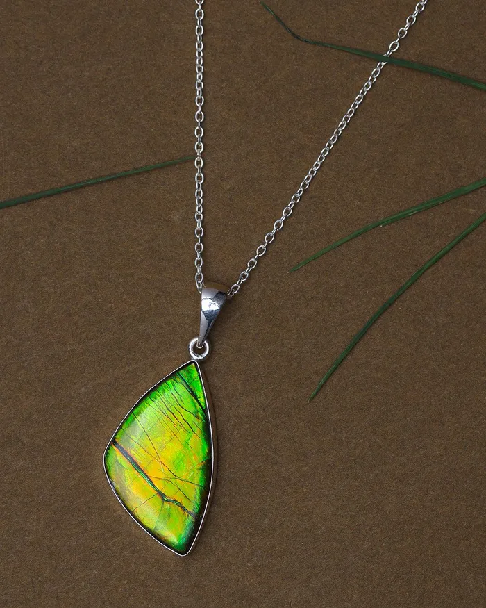 Necklaces YoTreasure 1090 Ct Ammolite 925 Sterling Silver Necklace Pendant Jewelry