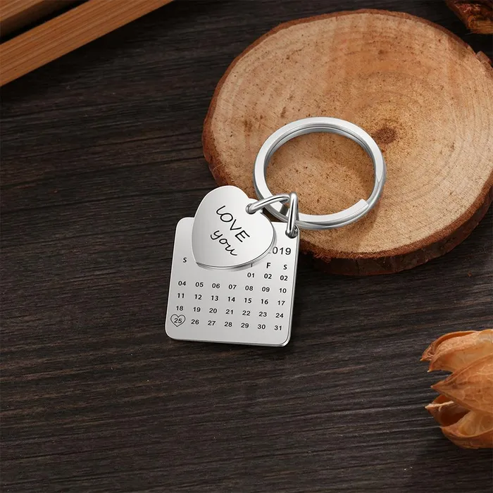 Personalized Jewel Personalized Date Engraved Keyring Necklaces