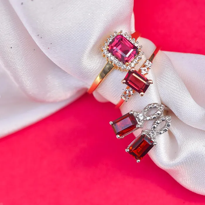 YoTreasure Earrings 109 Ct Garnet White Zircon Solid 925 Sterling Silver Stud Earrings Jewelry