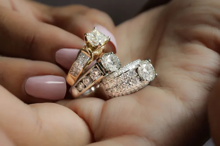 323 ctw GIA Certified Diamond Engagement Ring Crown Jewels Coin Rings