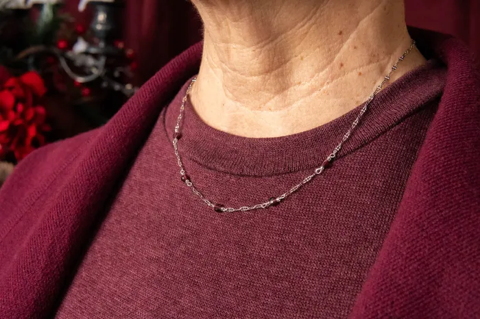 Berri Garnet Necklace Carolily Finery Necklaces