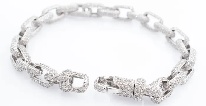 Bracelets Crown Jewels Coin Pave Diamond Link Bracelet 25 ctw