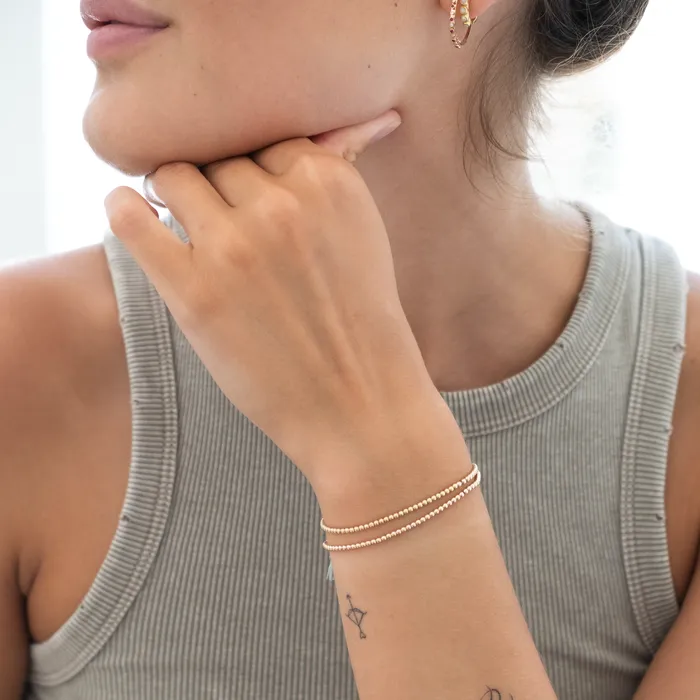 Delicate 14k solid Yellow Gold beaded bracelet Vivien Frank Bracelets