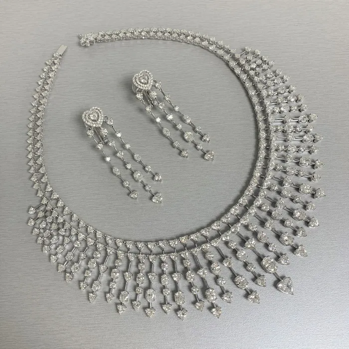 Earrings Beauvince Hearts Necklace Earrings Suite 5844 ct Diamonds in White Gold