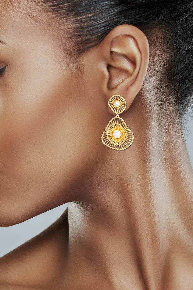 Eye Candy LA Earrings Serene Shell Drop Earring