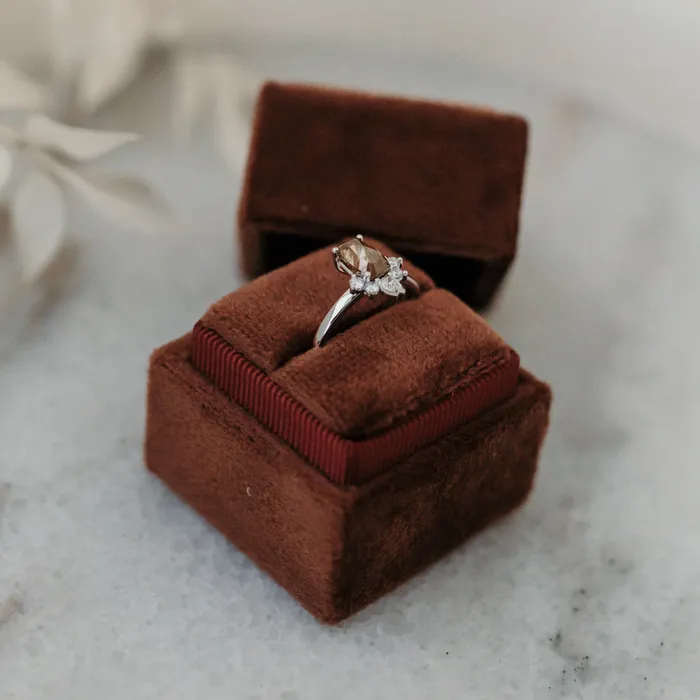 The Calisto 14k Rose Size 5 Stone HX107 Fremont Ring Box Custom Engraving 0 VENVS Rings The Calisto 14k Rose Size 5 Stone HX107 Fremont Ring Box Custom Engraving 0 VENVS Rings