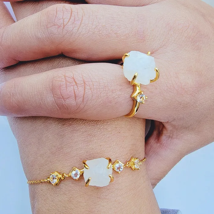 Uniquelan Jewelry Bracelets Raw Moonstone Ring Bracelet Set