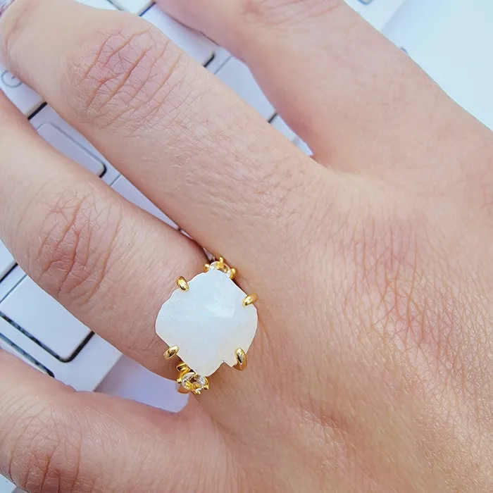 Uniquelan Jewelry Bracelets Raw Moonstone Ring Bracelet Set
