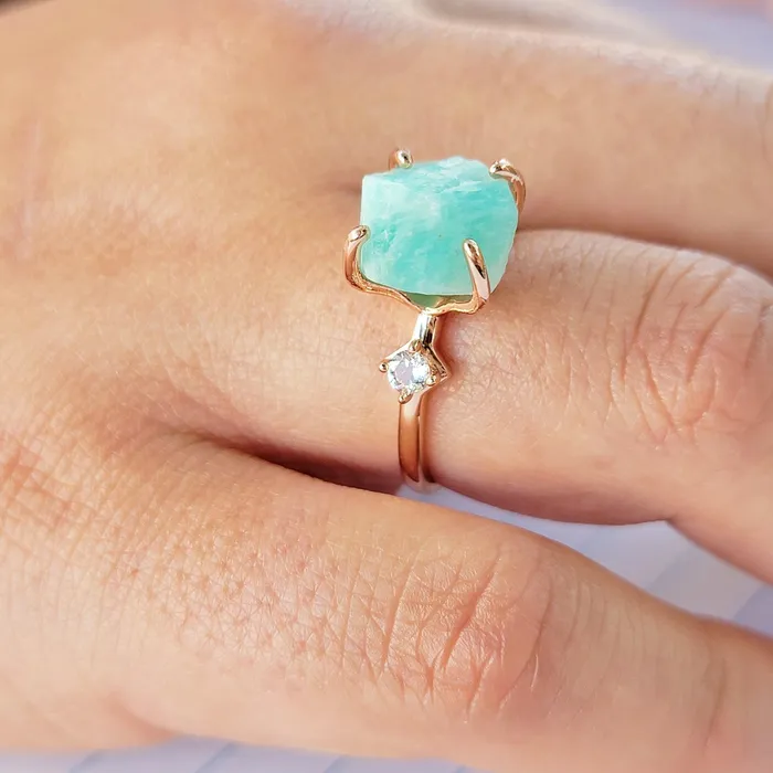 Uniquelan Jewelry Rings Raw Amazonite Stone Ring